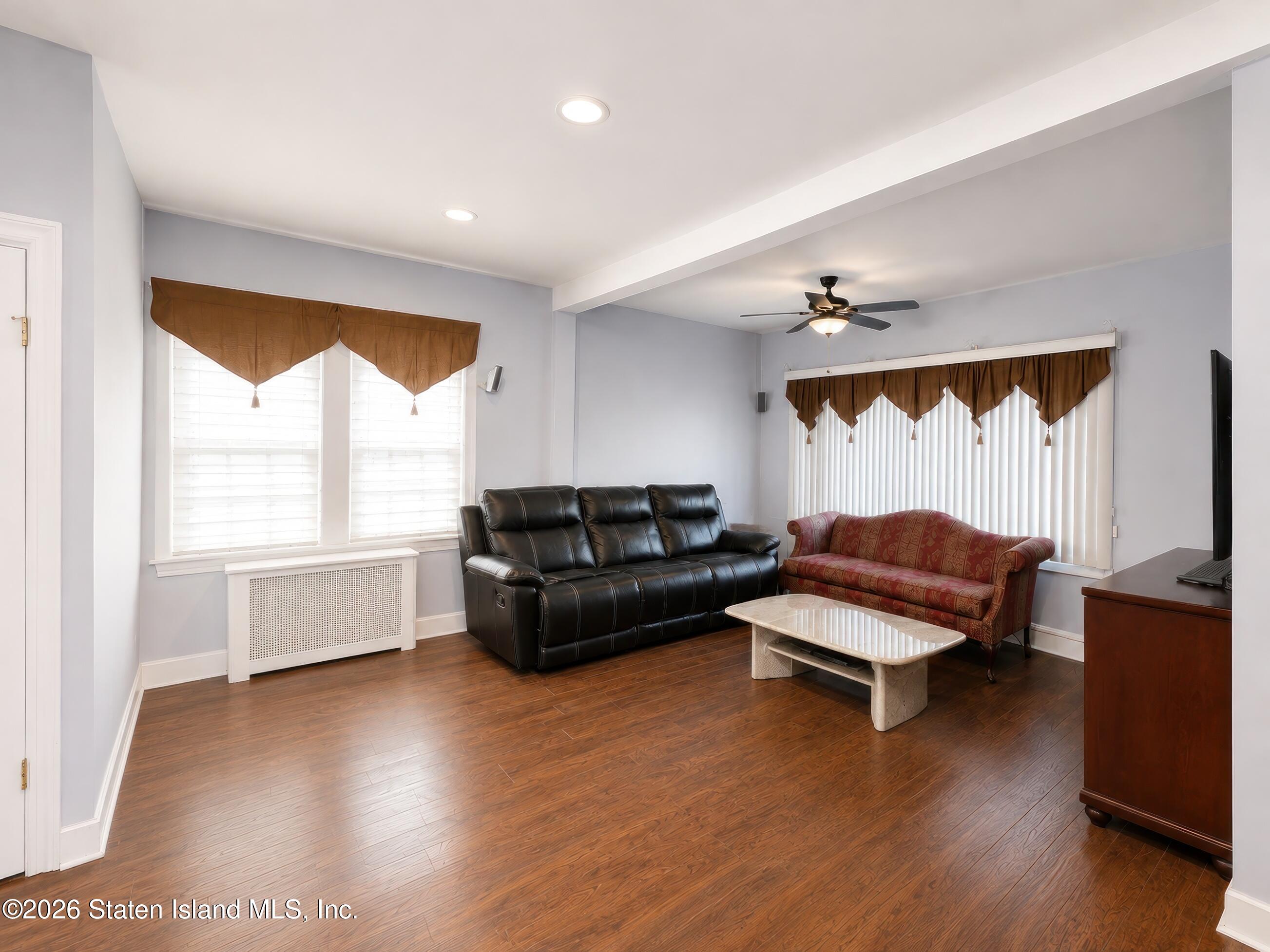 738 Woodrow Road Staten Island, NY 10312 - Photo 6 of 28 738WoodrowUpdate (12)