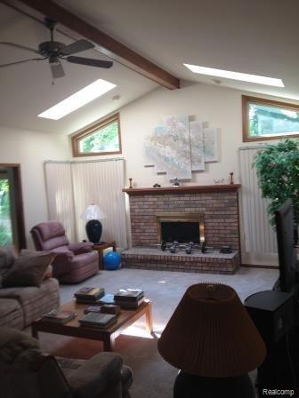 452 Mayapple Court Rochester, MI 48307 - Photo 5 of 8 Great Room