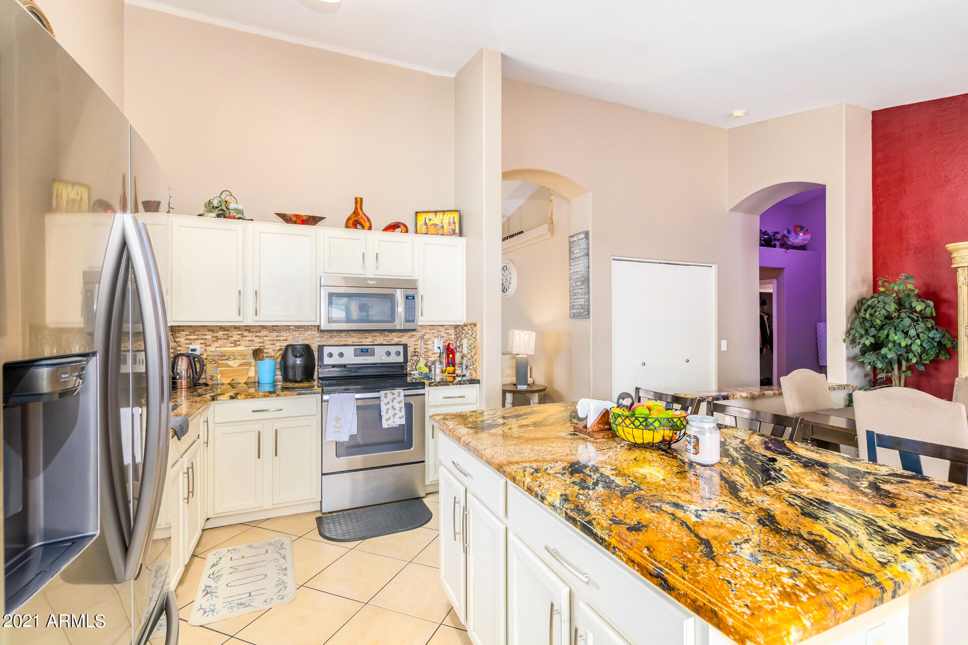 12554 West Hearn Road El Mirage, AZ 85335 - Photo 13 of 40 0013-13 - Hearn