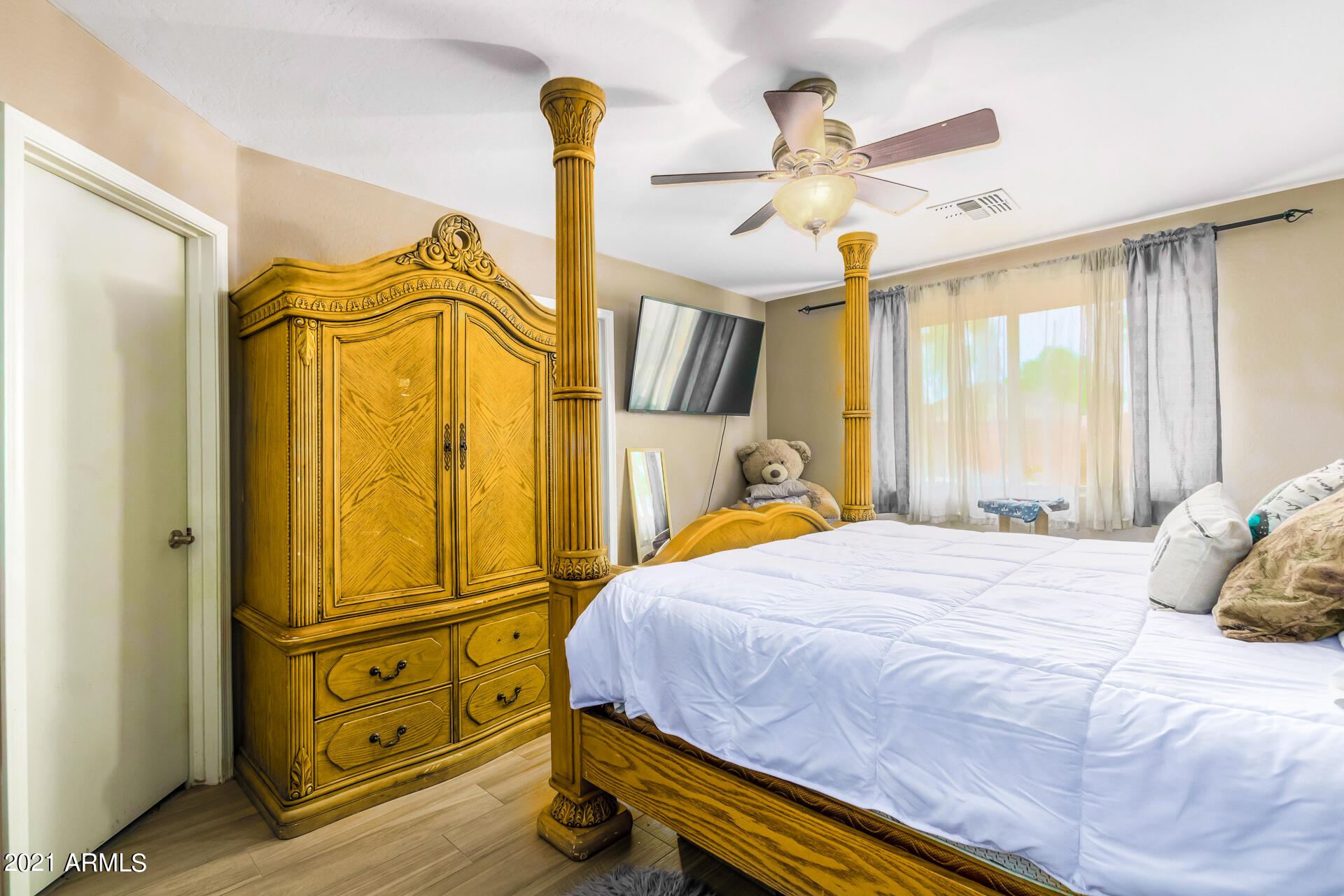 12554 West Hearn Road El Mirage, AZ 85335 - Photo 21 of 40 0021-21 - Hearn