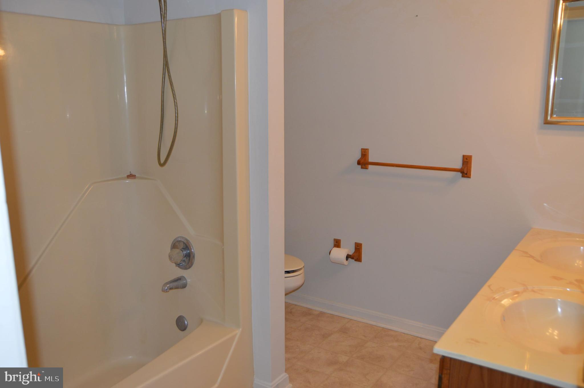 764 Washington Road Westminster, MD 21157 - Photo 10 of 22 Bathroom #2