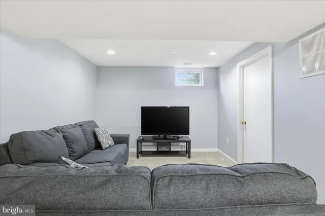 $689,000 | 9634 Branchview Lane, Manassas, VA 20110