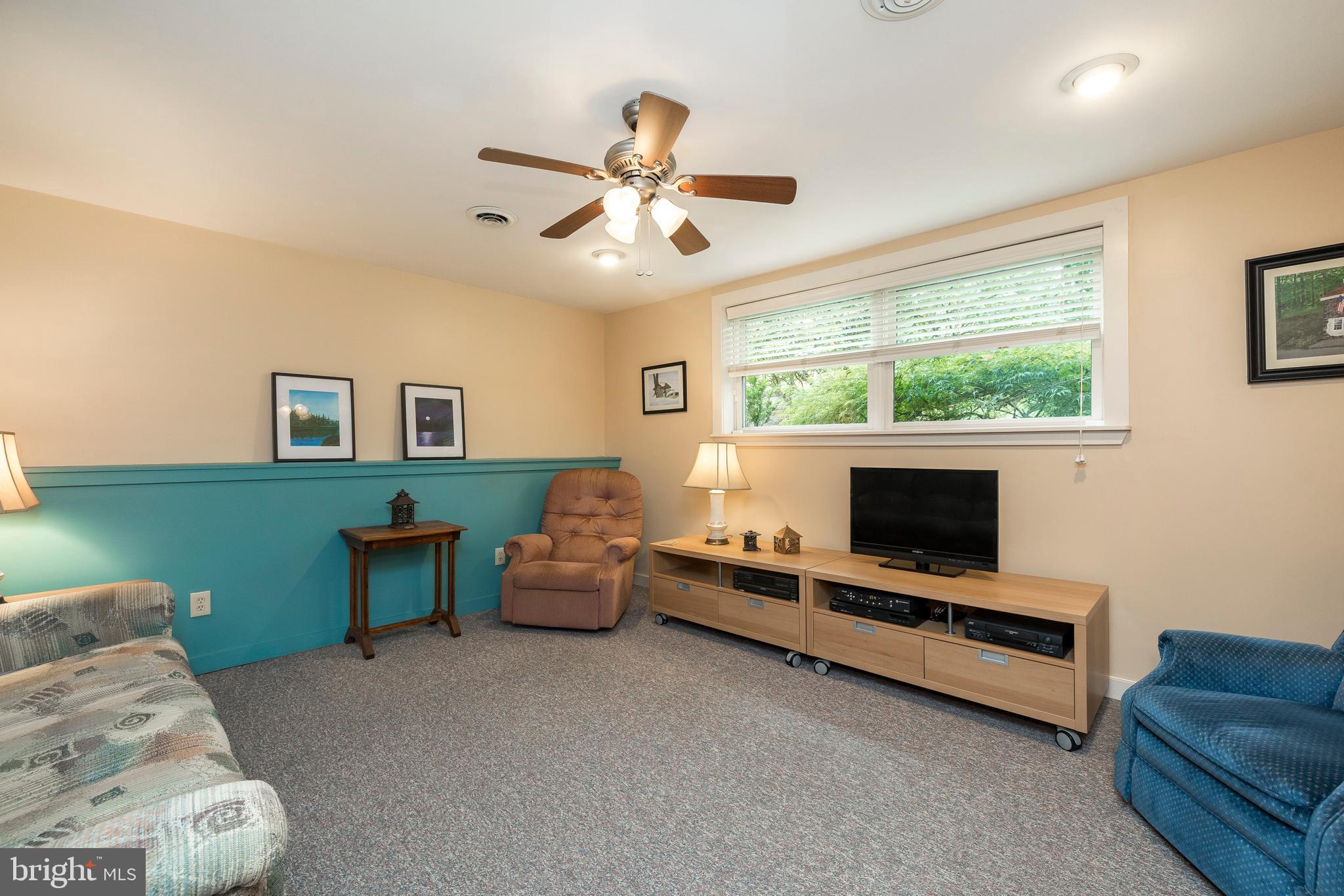 609 Spring Line Drive West Chester, PA 19382 - Photo 22 of 38 Huge family room allows multiple seating areas!
