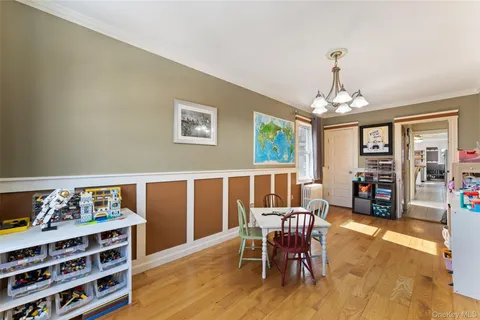 $700,000 | 97 Staunton Street, Yonkers, NY 10704