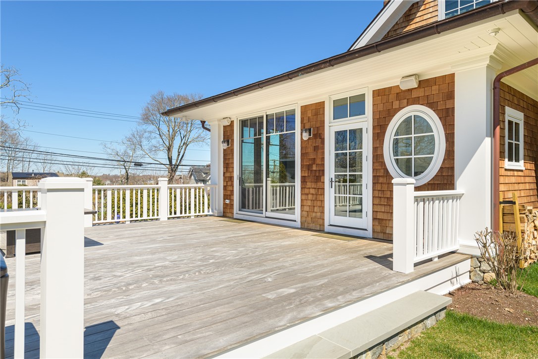 30 Walcott Avenue Jamestown, RI 02835 - Photo 20 of 50