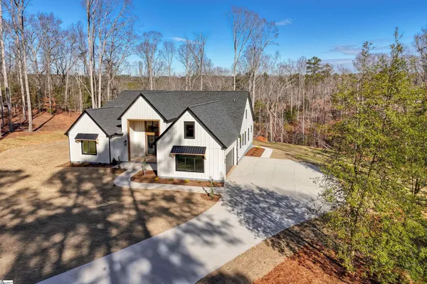 $829,999 | 1292 Deerfield Drive, Spartanburg, SC 29302