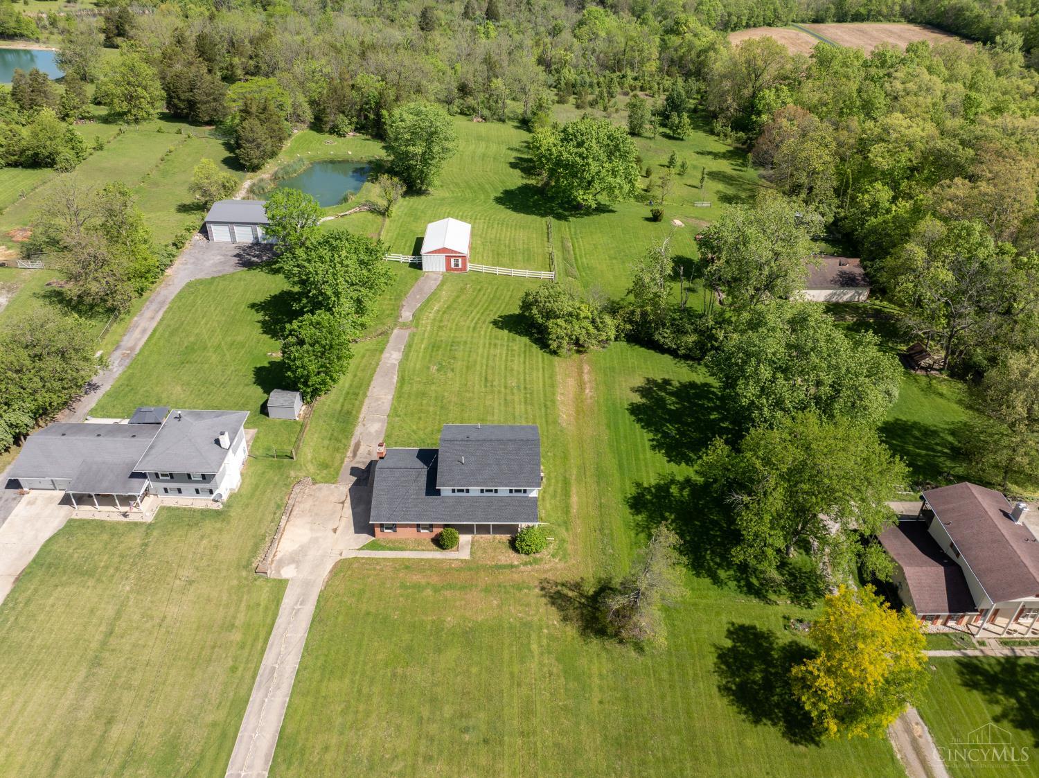 3226 Minton Road Hamilton, OH 45013 - Photo 3 of 29