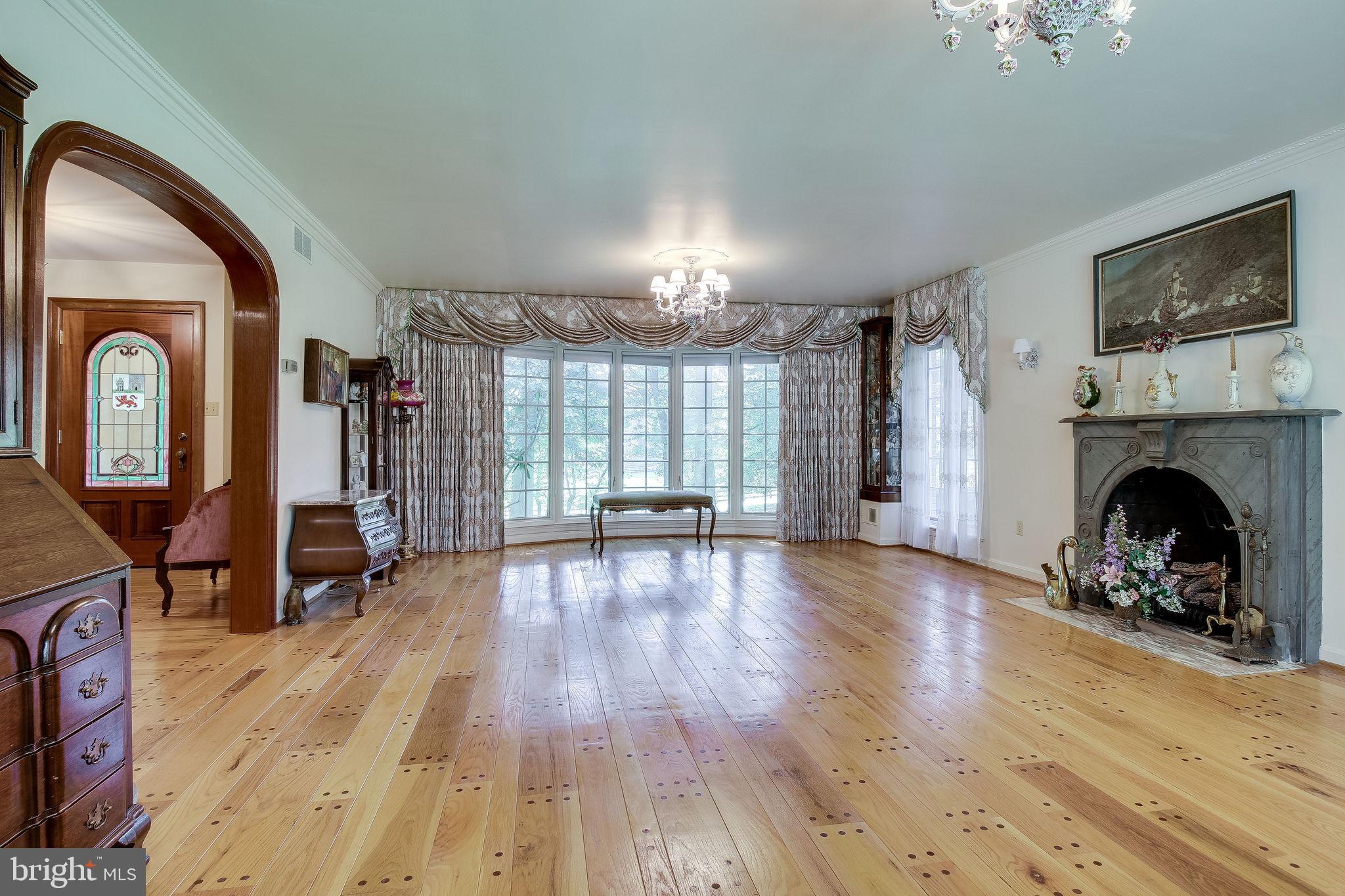 637 River Bend Road Great Falls, VA 22066 - Photo 13 of 40