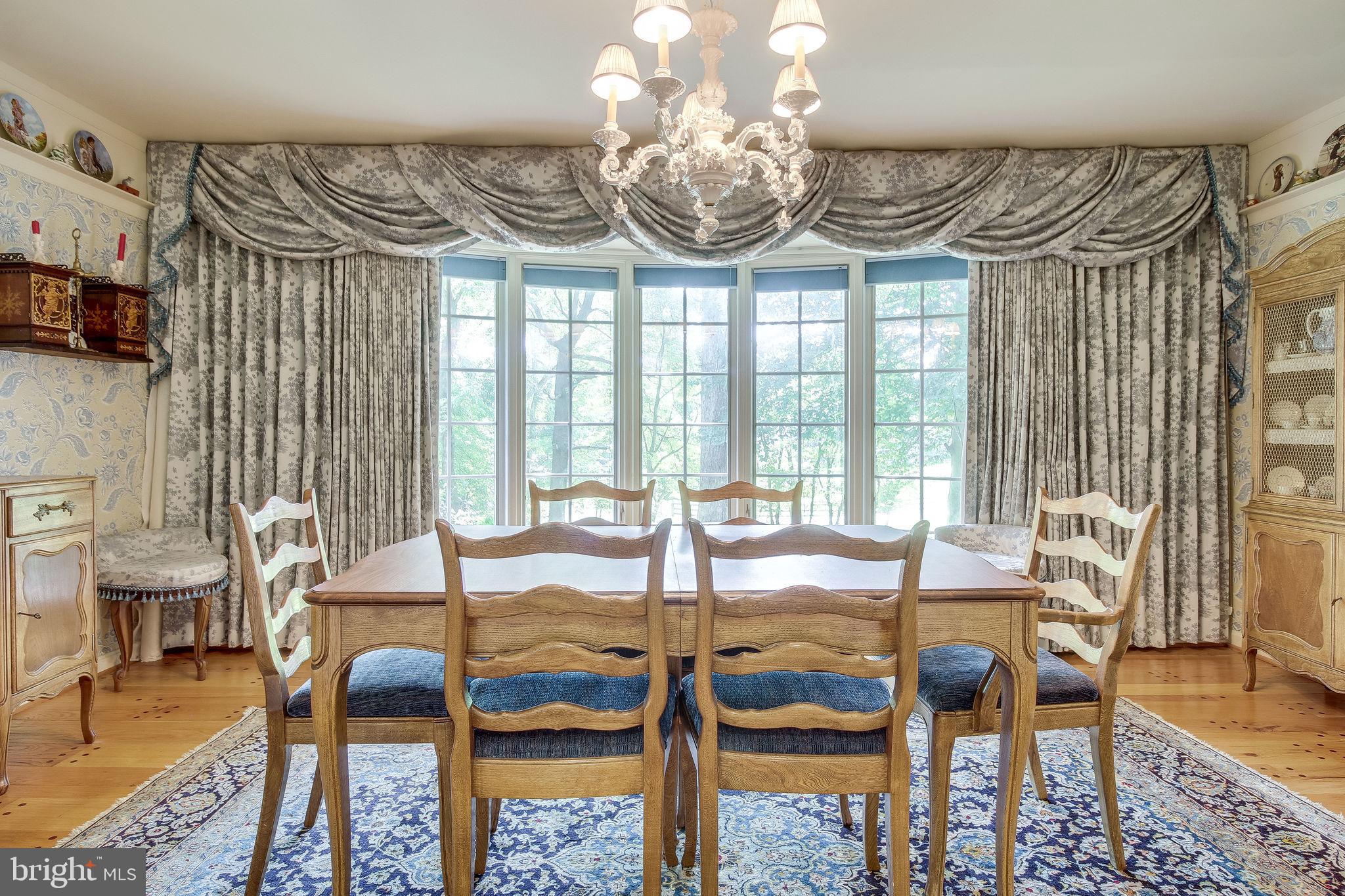 637 River Bend Road Great Falls, VA 22066 - Photo 17 of 40