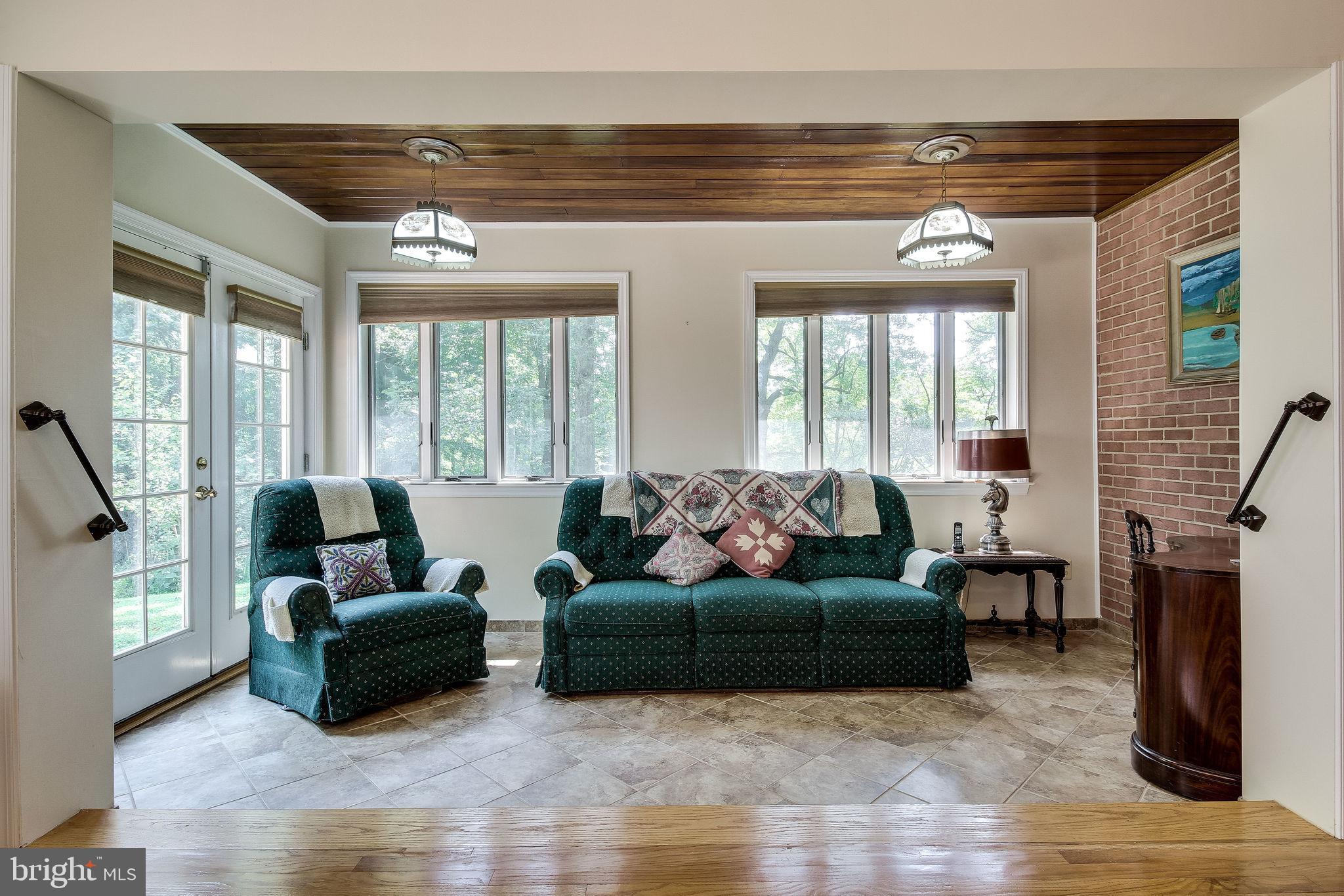 637 River Bend Road Great Falls, VA 22066 - Photo 20 of 40