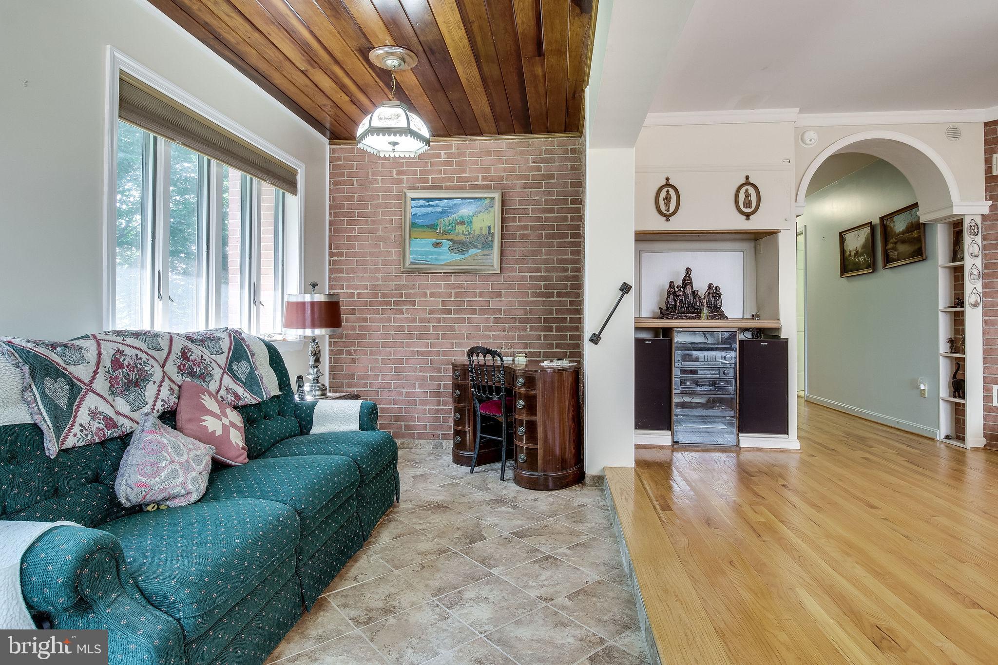 637 River Bend Road Great Falls, VA 22066 - Photo 21 of 40