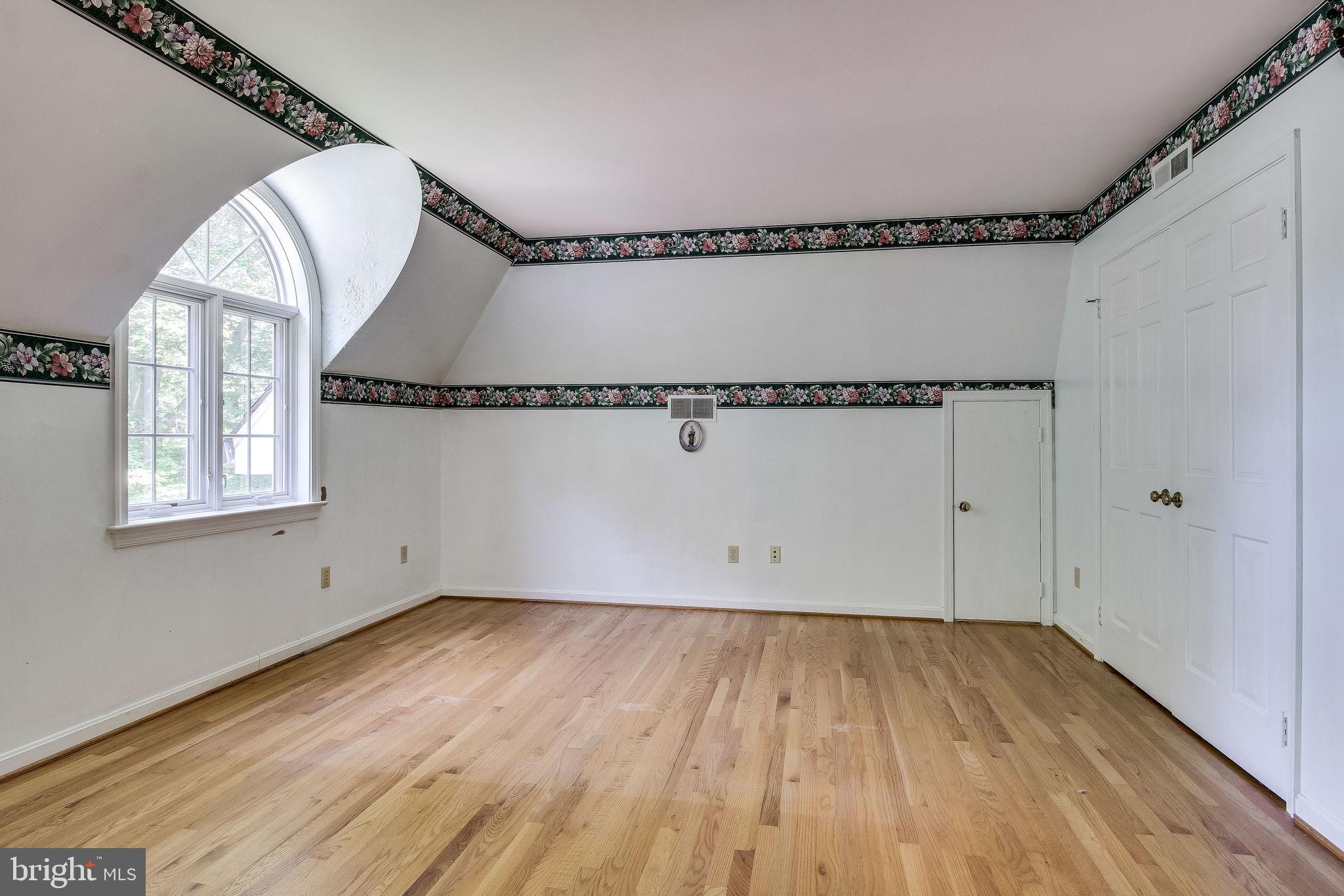 637 River Bend Road Great Falls, VA 22066 - Photo 32 of 40