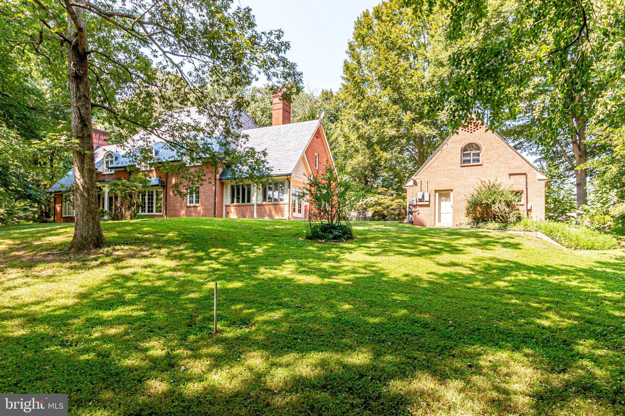 637 River Bend Road Great Falls, VA 22066 - Photo 36 of 40