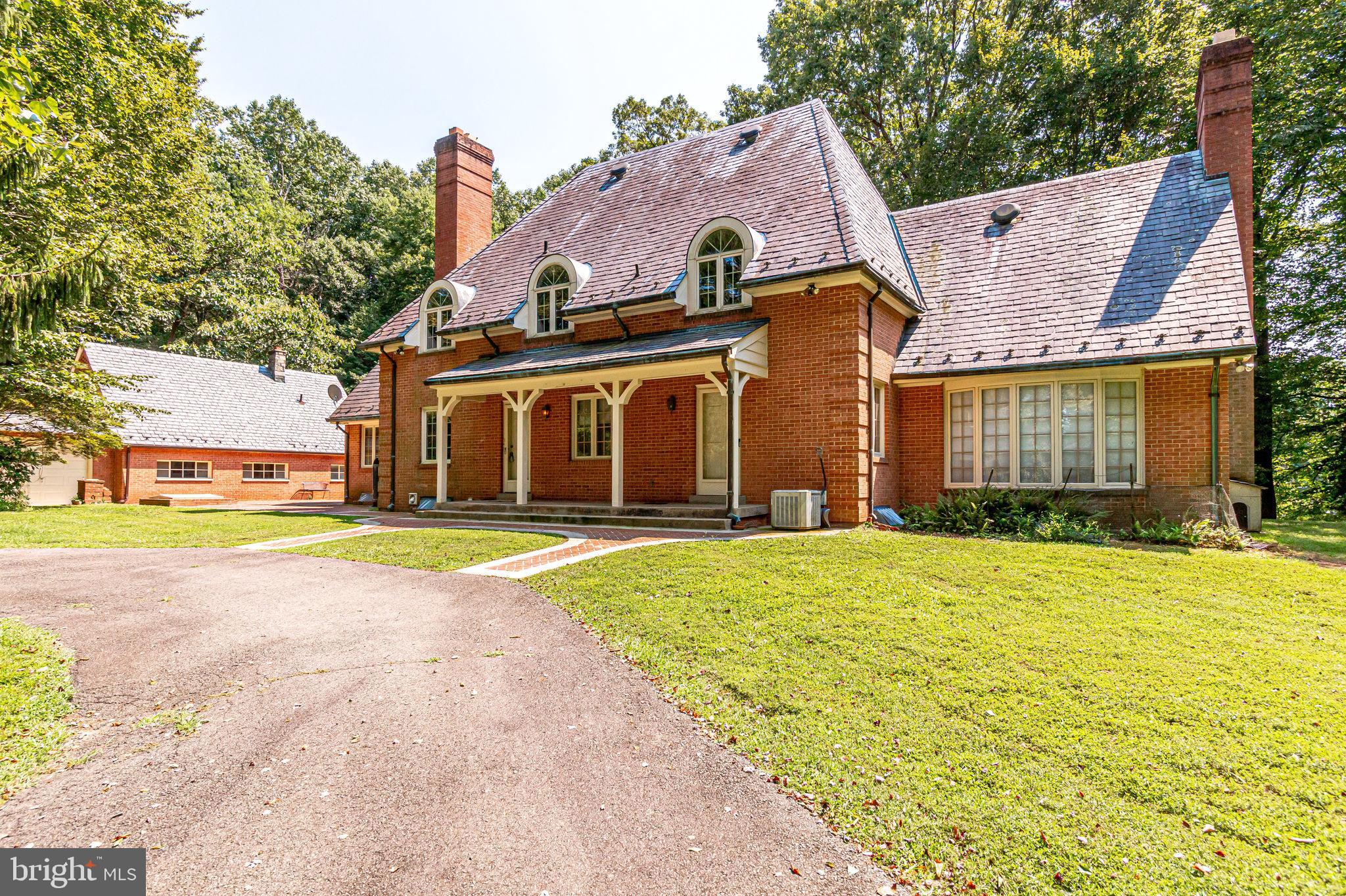 637 River Bend Road Great Falls, VA 22066 - Photo 37 of 40