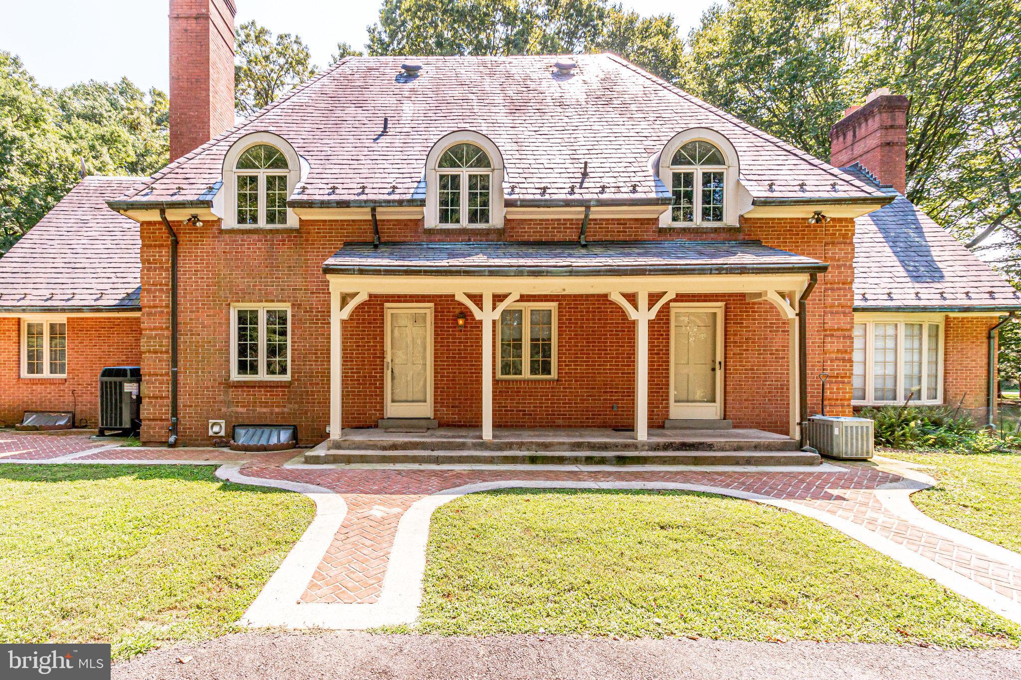 637 River Bend Road Great Falls, VA 22066 - Photo 38 of 40