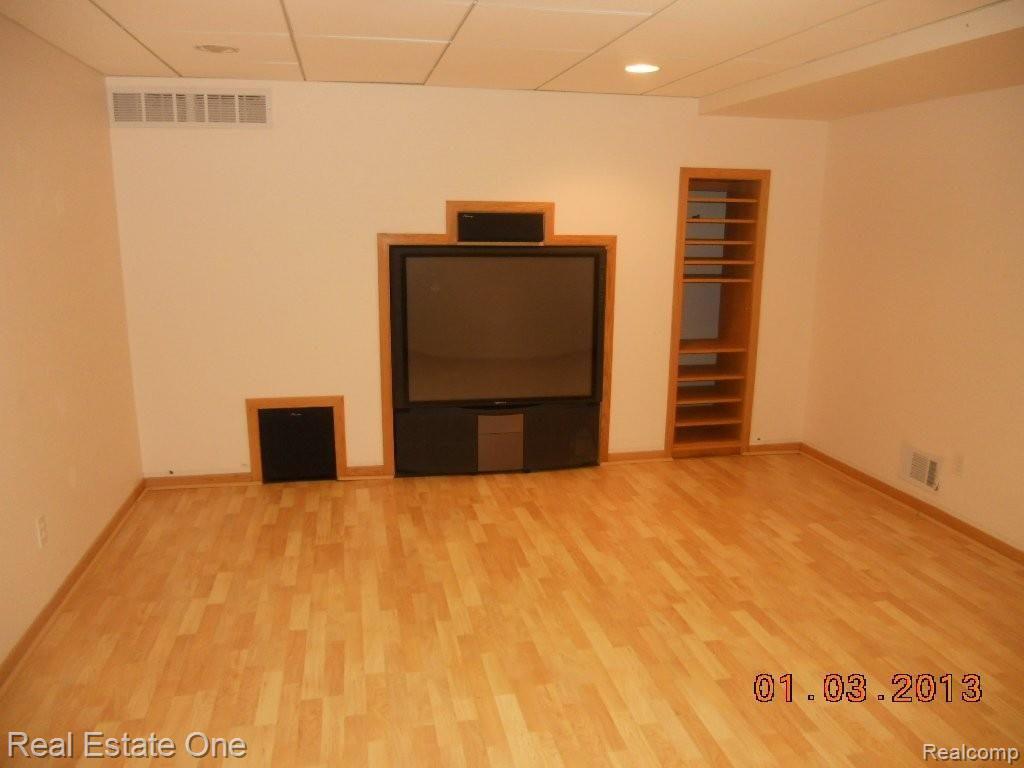 2301 Zeeb Road Dexter, MI 48130 - Photo 21 of 21 DSCN6251.JPG