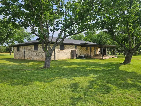 $525,000 | 2620 County Road 531, Burleson, TX 76028