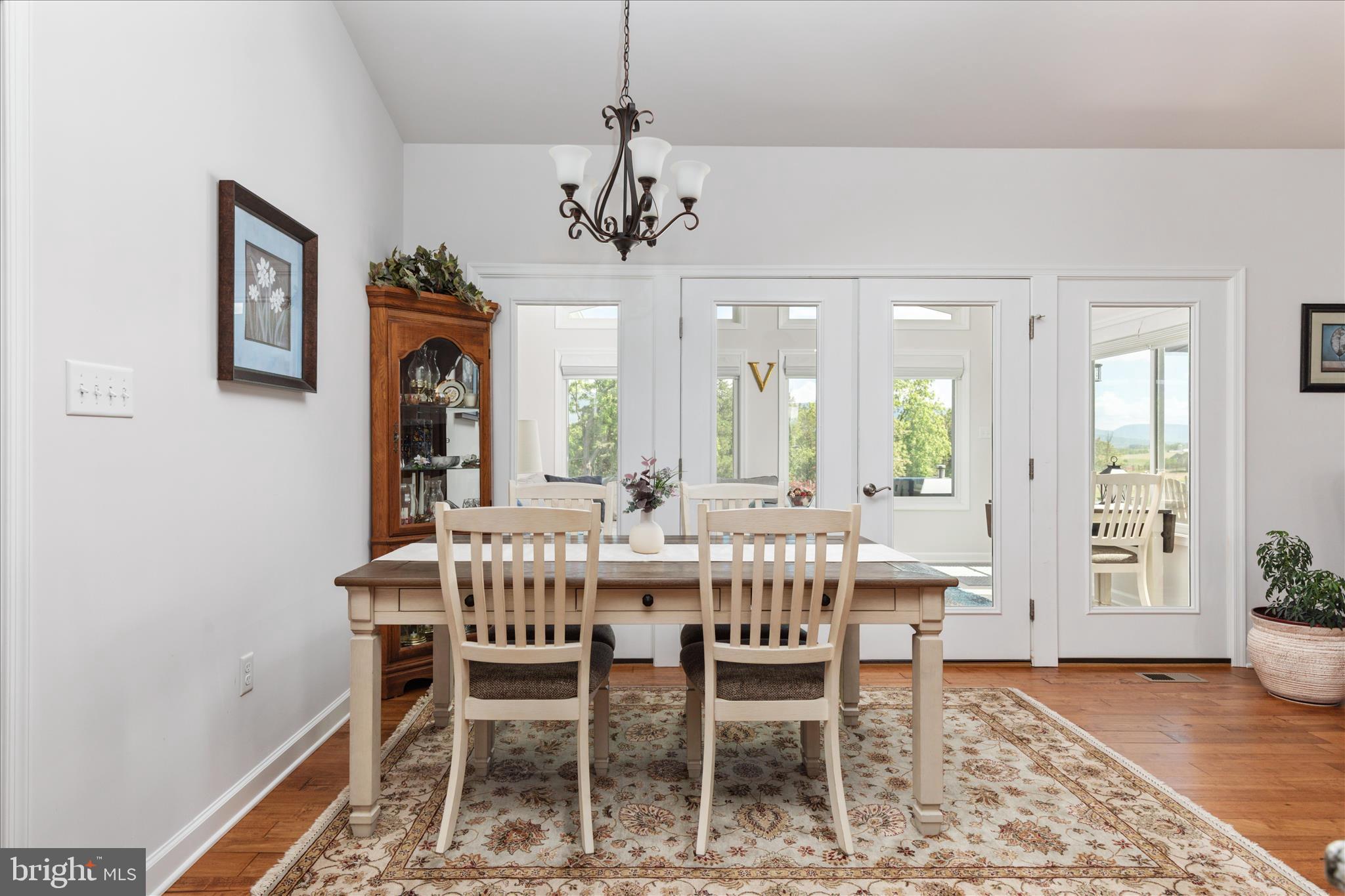 1915 Polk Road Edinburg, VA 22824 - Photo 16 of 83 Dining Area