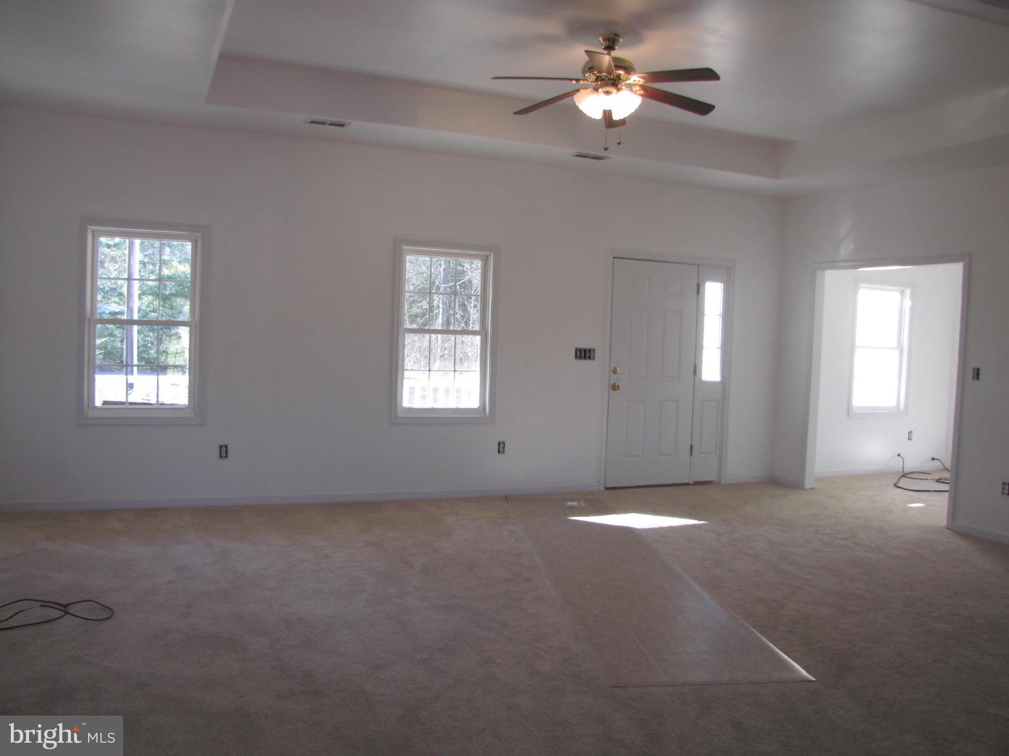 6603 Laurel Grove Road Denton, MD 21629 - Photo 3 of 7 Living Room