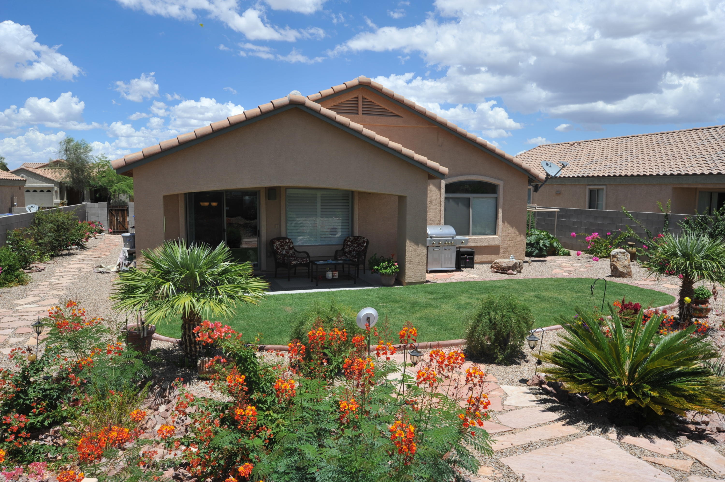 6642 East Bambino Road Tucson, AZ 85756 - Photo 1 of 47