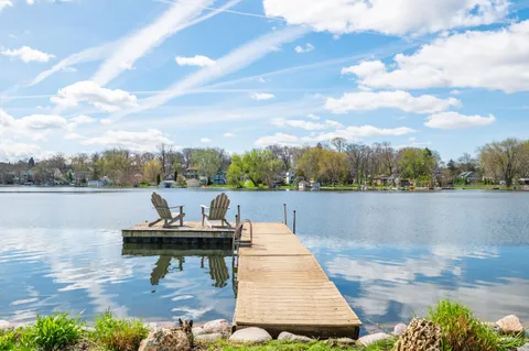 $1,299,000 | N29W27397 Peninsula Drive, Pewaukee, WI 53072