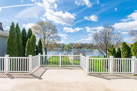 $1,299,000 | N29W27397 Peninsula Drive, Pewaukee, WI 53072