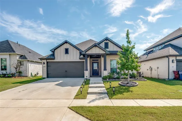 $315,000 | 2932 Beau Daniel Drive, Royse City, TX 75189