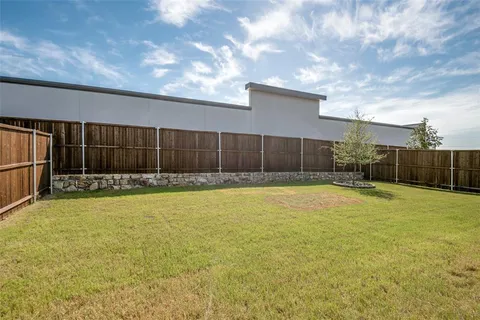 $315,000 | 2932 Beau Daniel Drive, Royse City, TX 75189