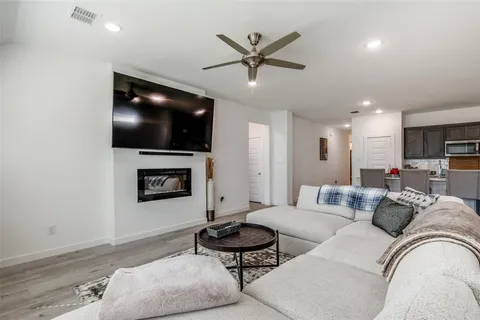 $315,000 | 2932 Beau Daniel Drive, Royse City, TX 75189