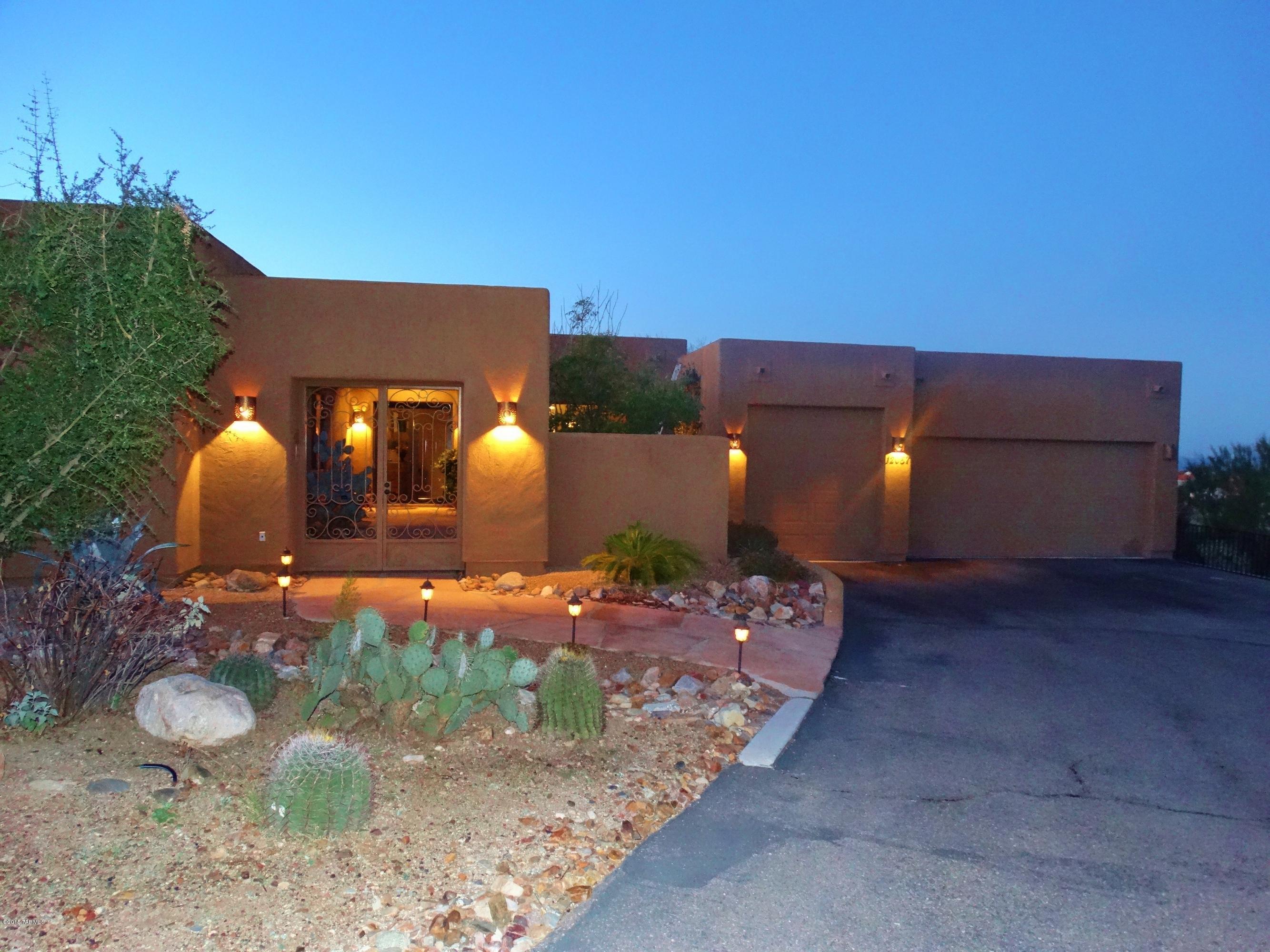 12057 North Solitude Ridge Place Tucson, AZ 85755 - Photo 1 of 45