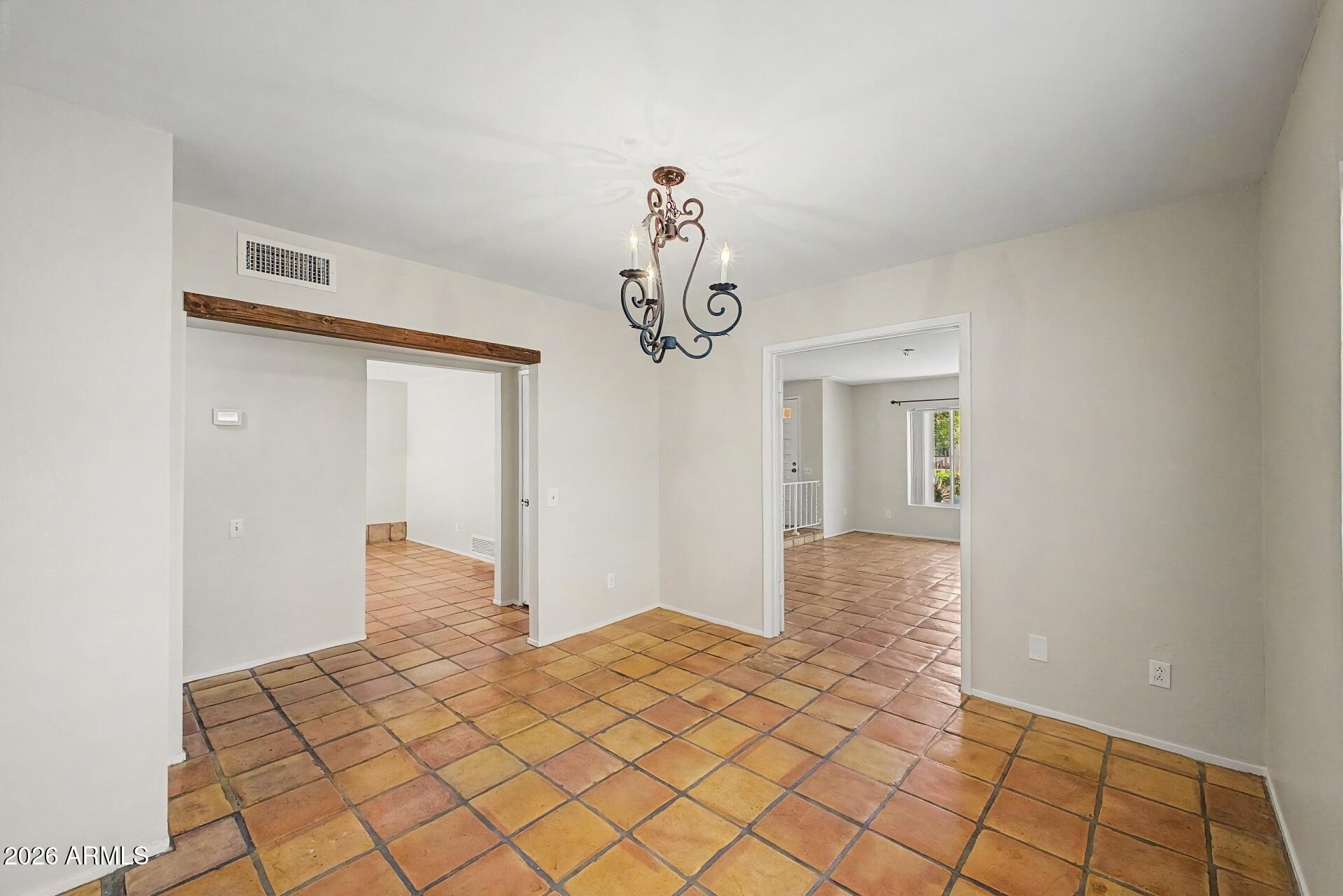 5619 South Crows Nest Road Tempe, AZ 85283 - Photo 11 of 48
