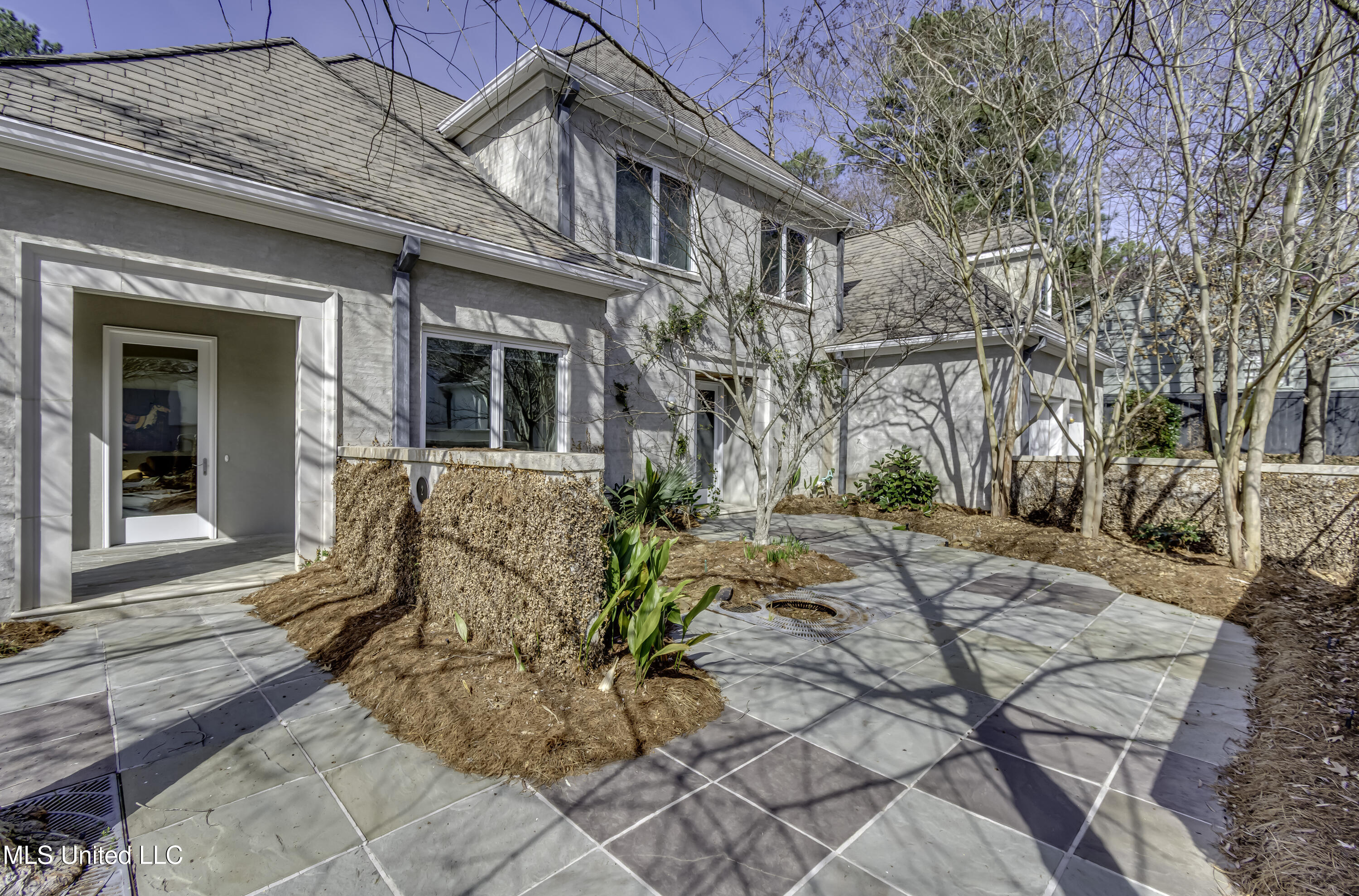 2 Waterstone Place Jackson, MS 39211 - Photo 1 of 81 2 Waterstone Place