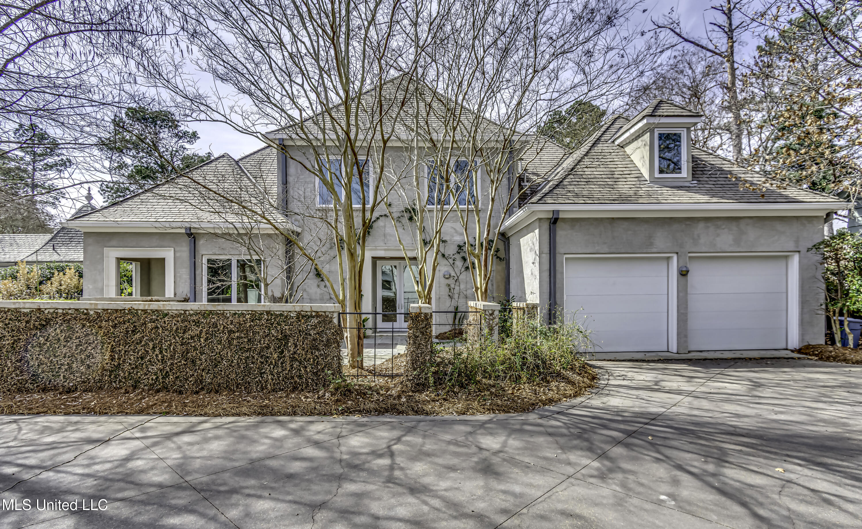 2 Waterstone Place Jackson, MS 39211 - Photo 2 of 81 2