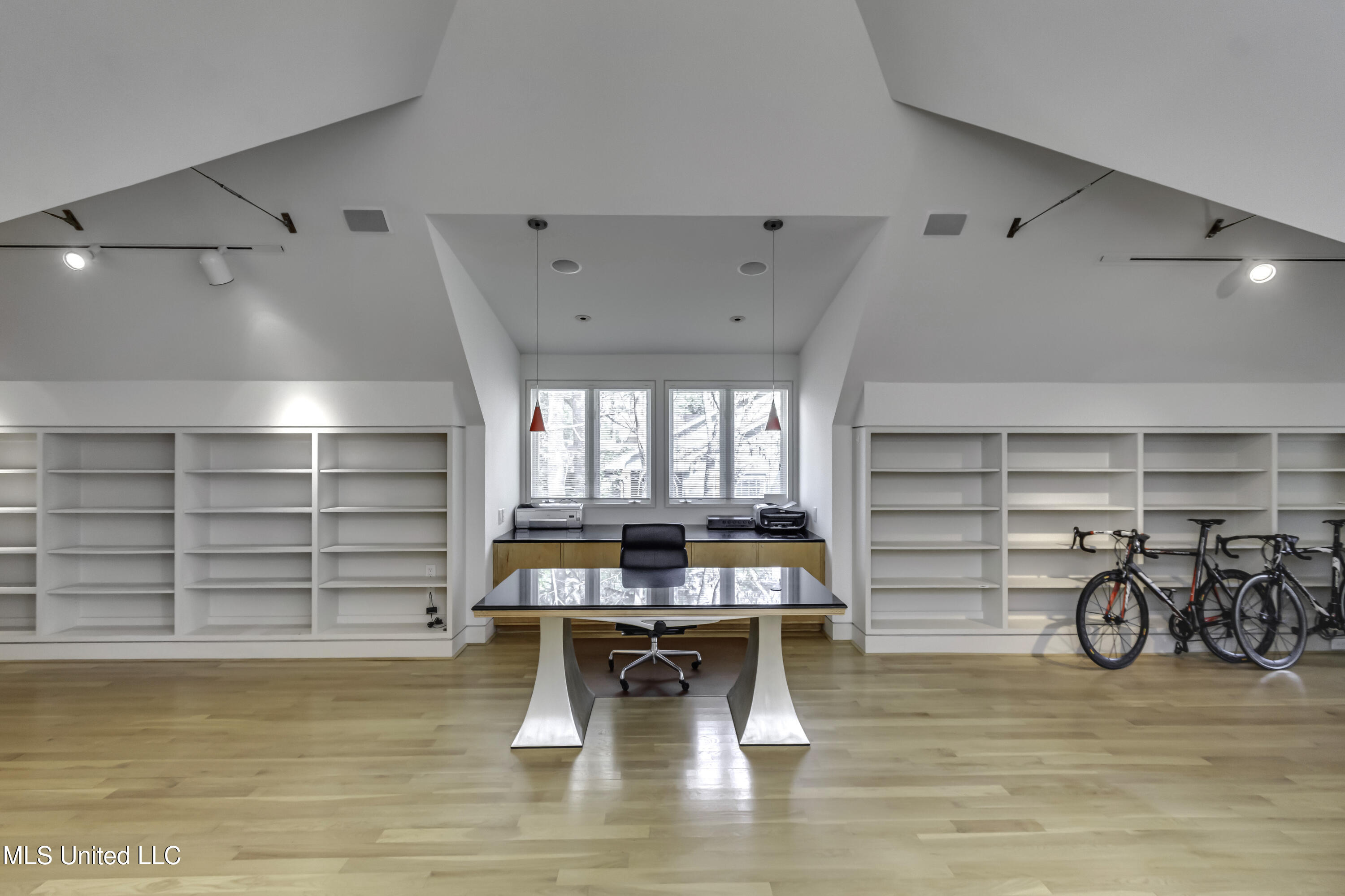 2 Waterstone Place Jackson, MS 39211 - Photo 64 of 81 64