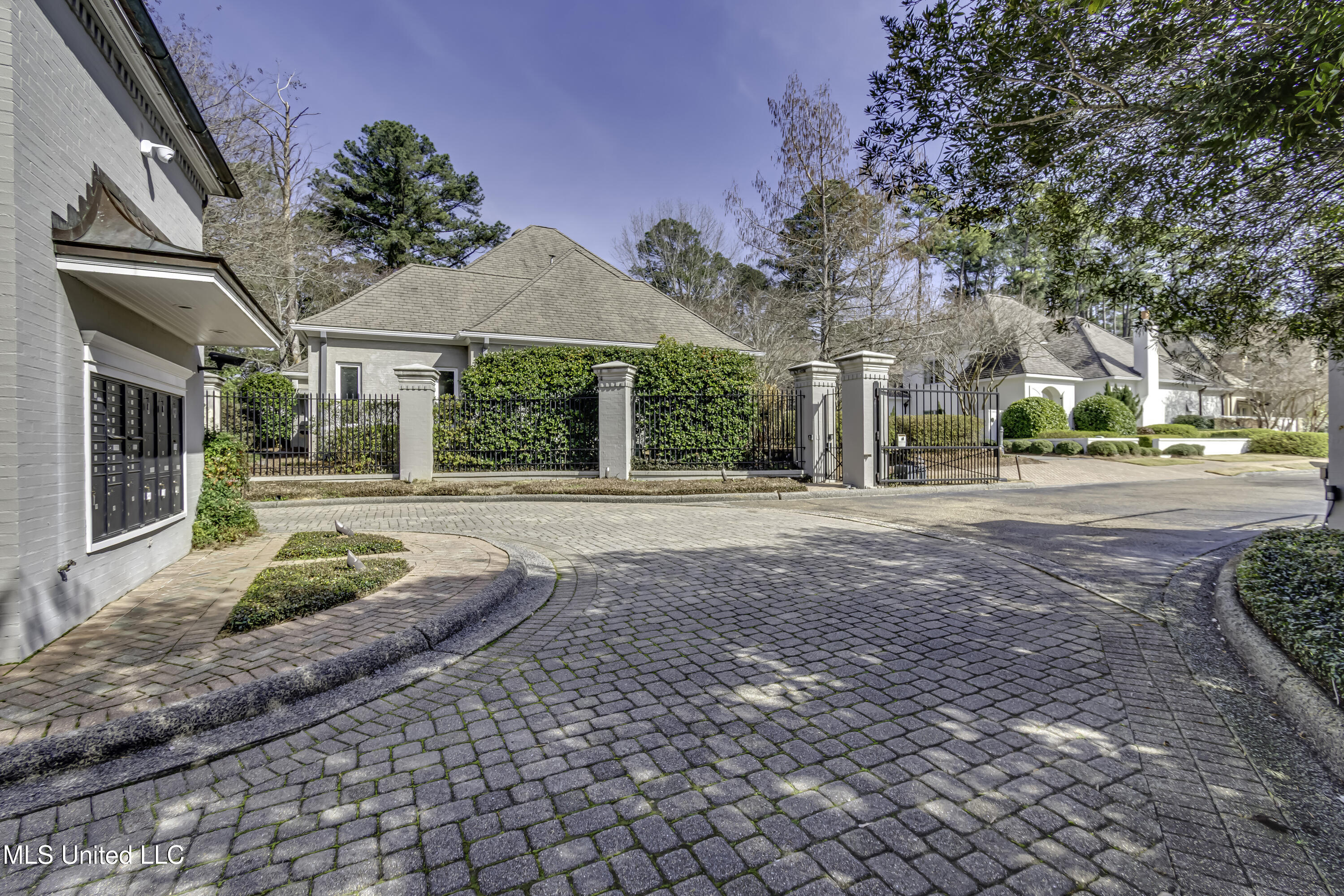 2 Waterstone Place Jackson, MS 39211 - Photo 79 of 81 Waterstone gates