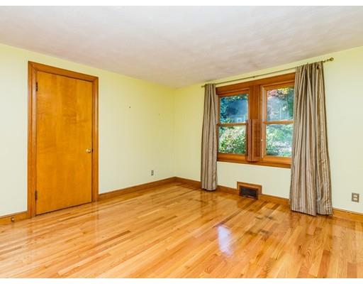 45 Caldwell Road Waltham, MA 02453 - Photo 17 of 40 Gallery Image 17