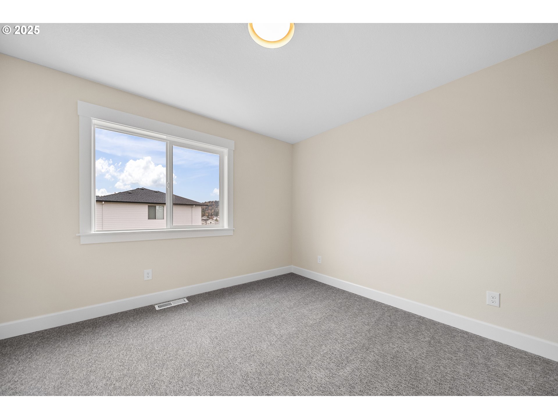 3813 Southwest McKinley Street Gresham, OR 97080 - Photo 31 of 46