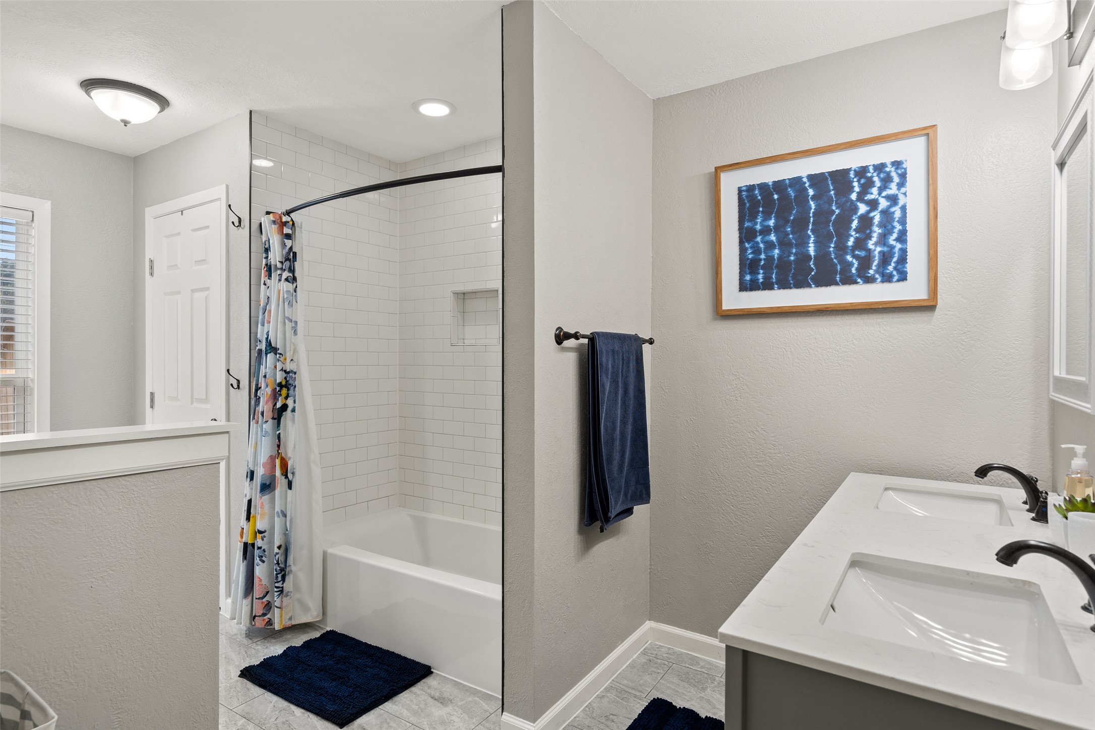 35 Presidio Road Wimberley, TX 78676 - Photo 14 of 37 Bathroom 1