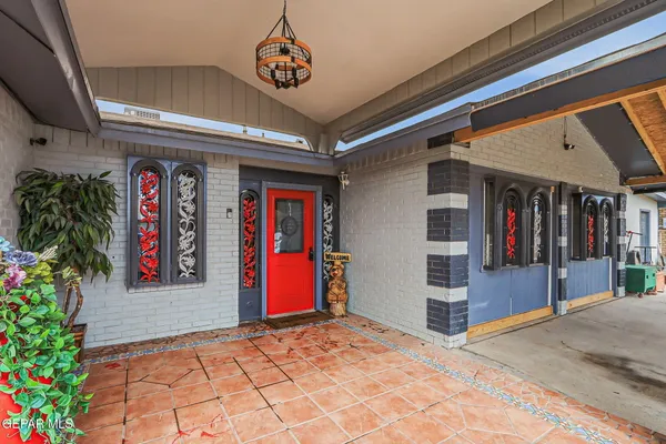 a view of a entryway door of the building
