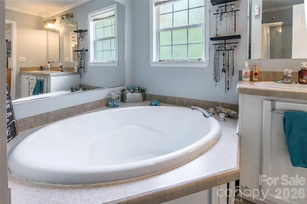 $274,900 | 1828 Pine Hollow Place, Hudson, NC 28638