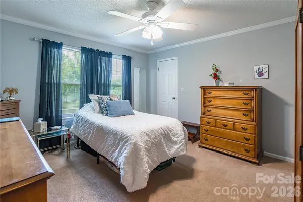 $274,900 | 1828 Pine Hollow Place, Hudson, NC 28638