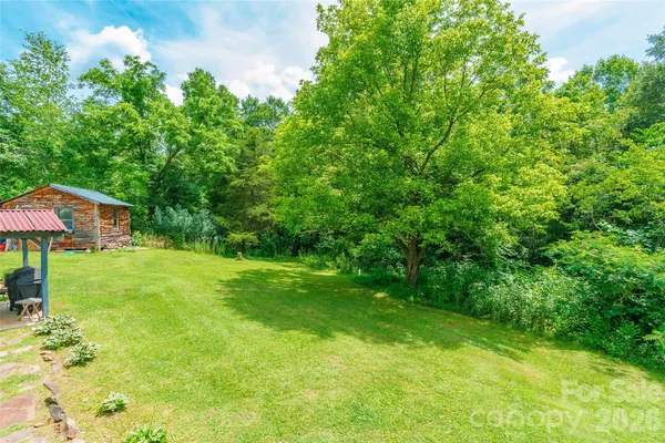 $274,900 | 1828 Pine Hollow Place, Hudson, NC 28638