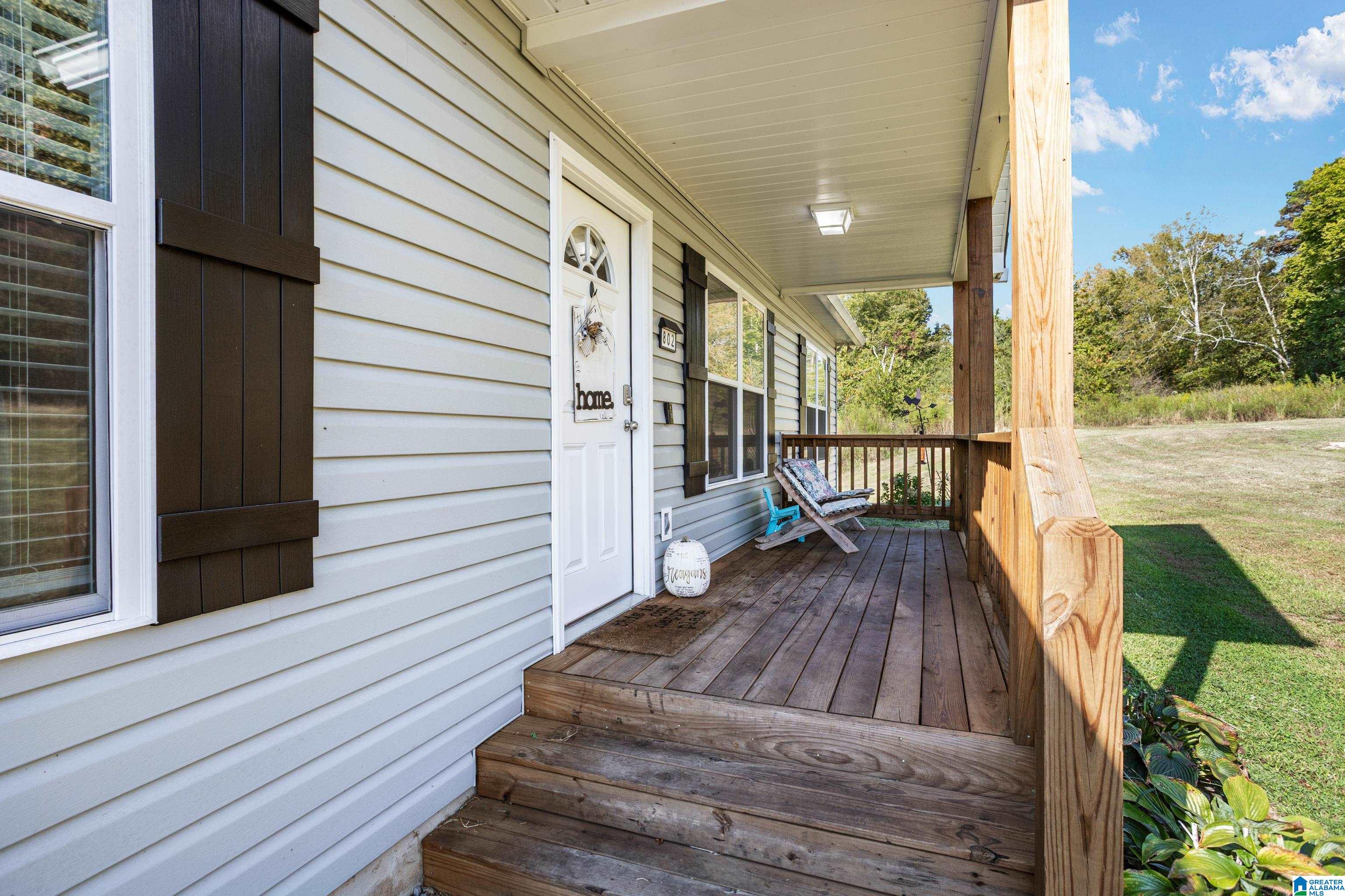 802 Holt Circle Hayden, AL 35079 - Photo 2 of 39