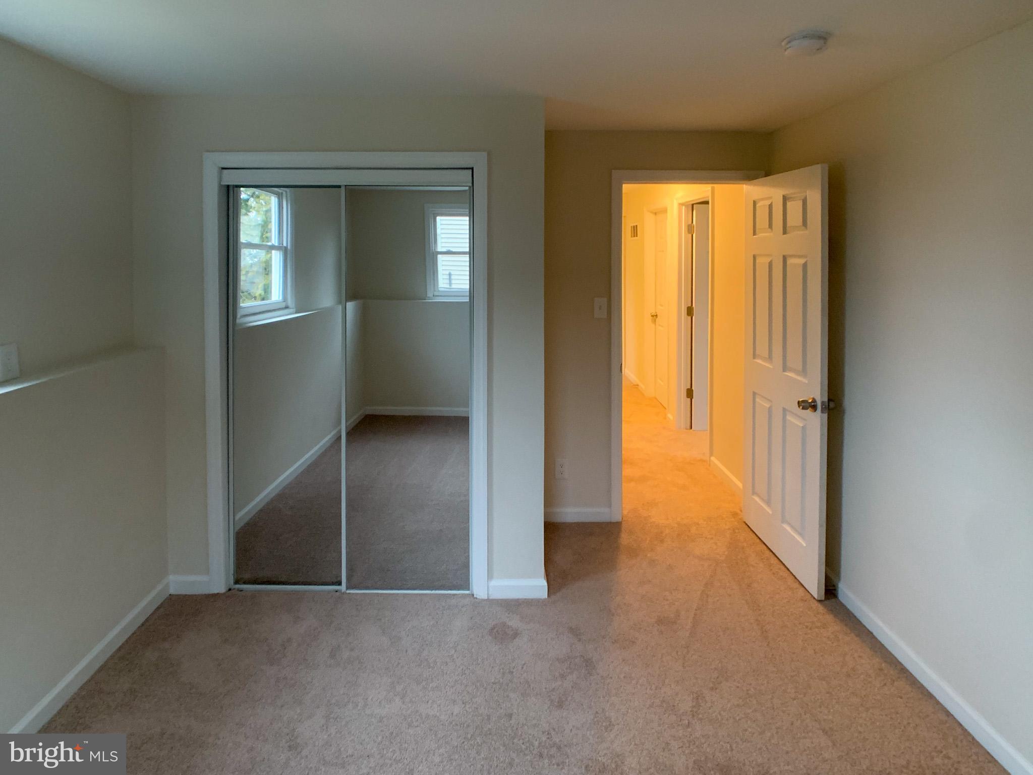 5 Estate Road Pemberton, NJ 08068 - Photo 23 of 25 an empty room with windows and closet