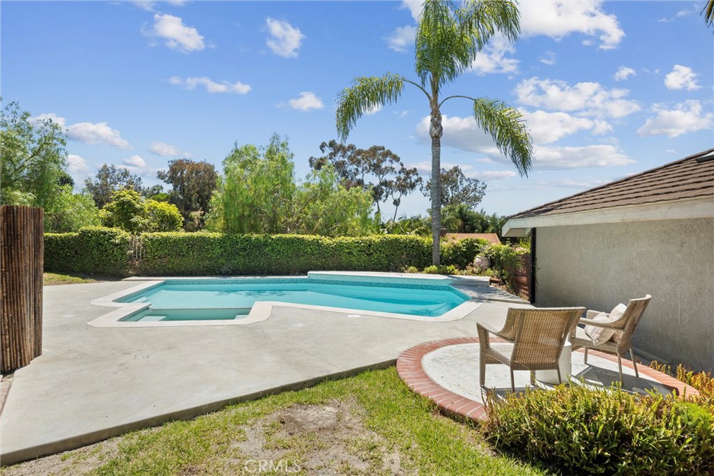 601 Calle Miguel San Clemente, CA 92672 - Photo 31 of 46 a view of a patio with chairs and a table