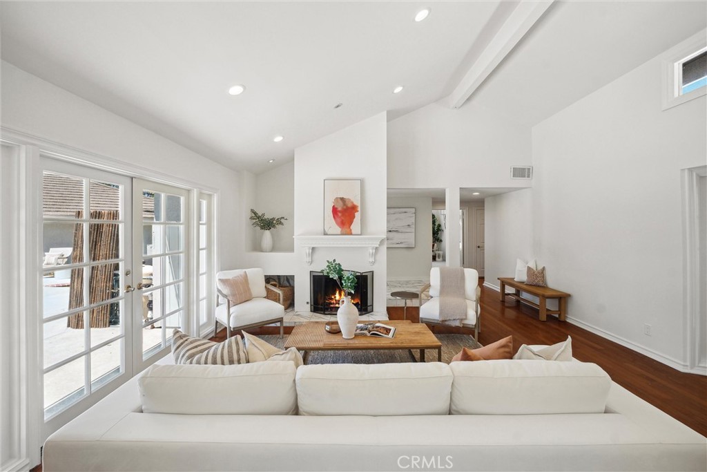 601 Calle Miguel San Clemente, CA 92672 - Photo 4 of 46