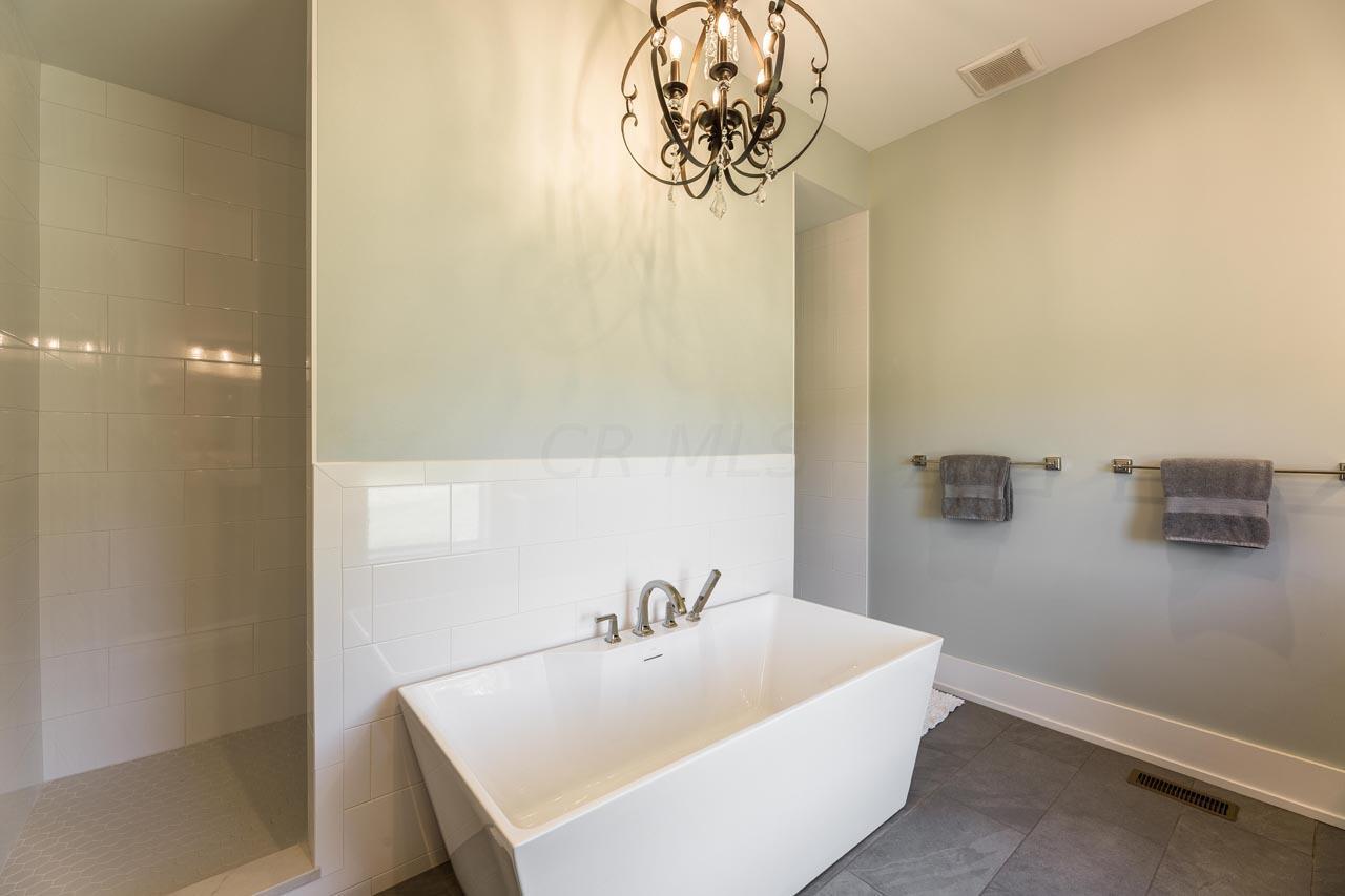 12467 Robins Road Westerville, OH 43082 - Photo 36 of 87 Gallery Image 36