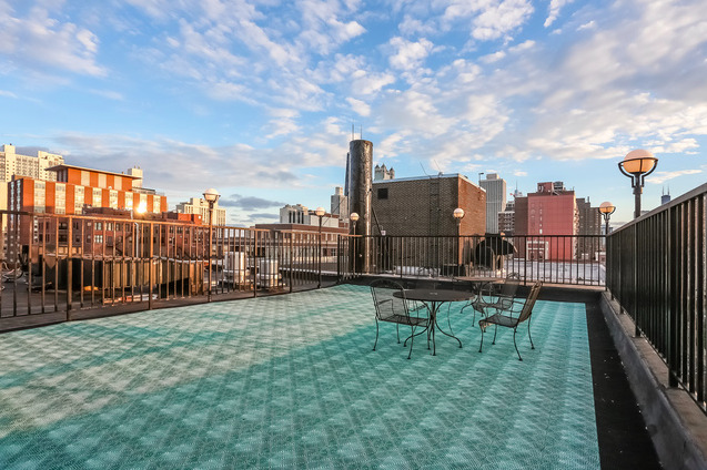 1340 North Dearborn Street, Unit 7D Chicago, IL 60610 - Photo 11 of 17 a view of a terrace with sitting area