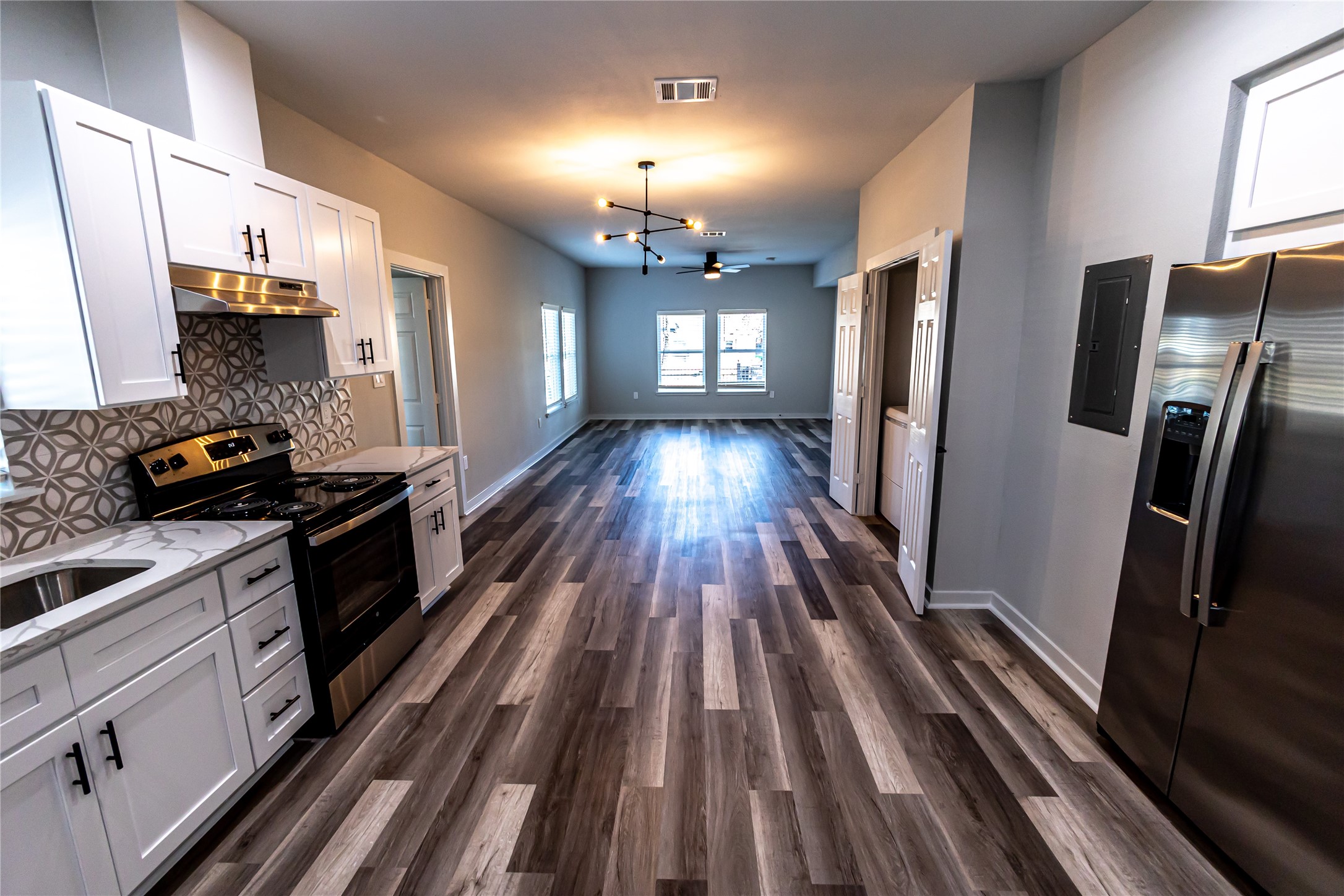 102 Marsden Street, Unit 4 Houston, TX 77011 - Photo 20 of 32
