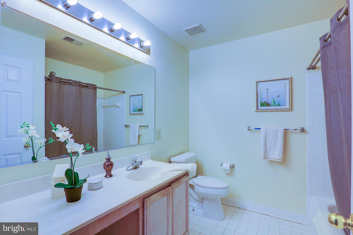 3217 Kelox Road Baltimore, MD 21207 - Photo 16 of 27 Bath (Master)